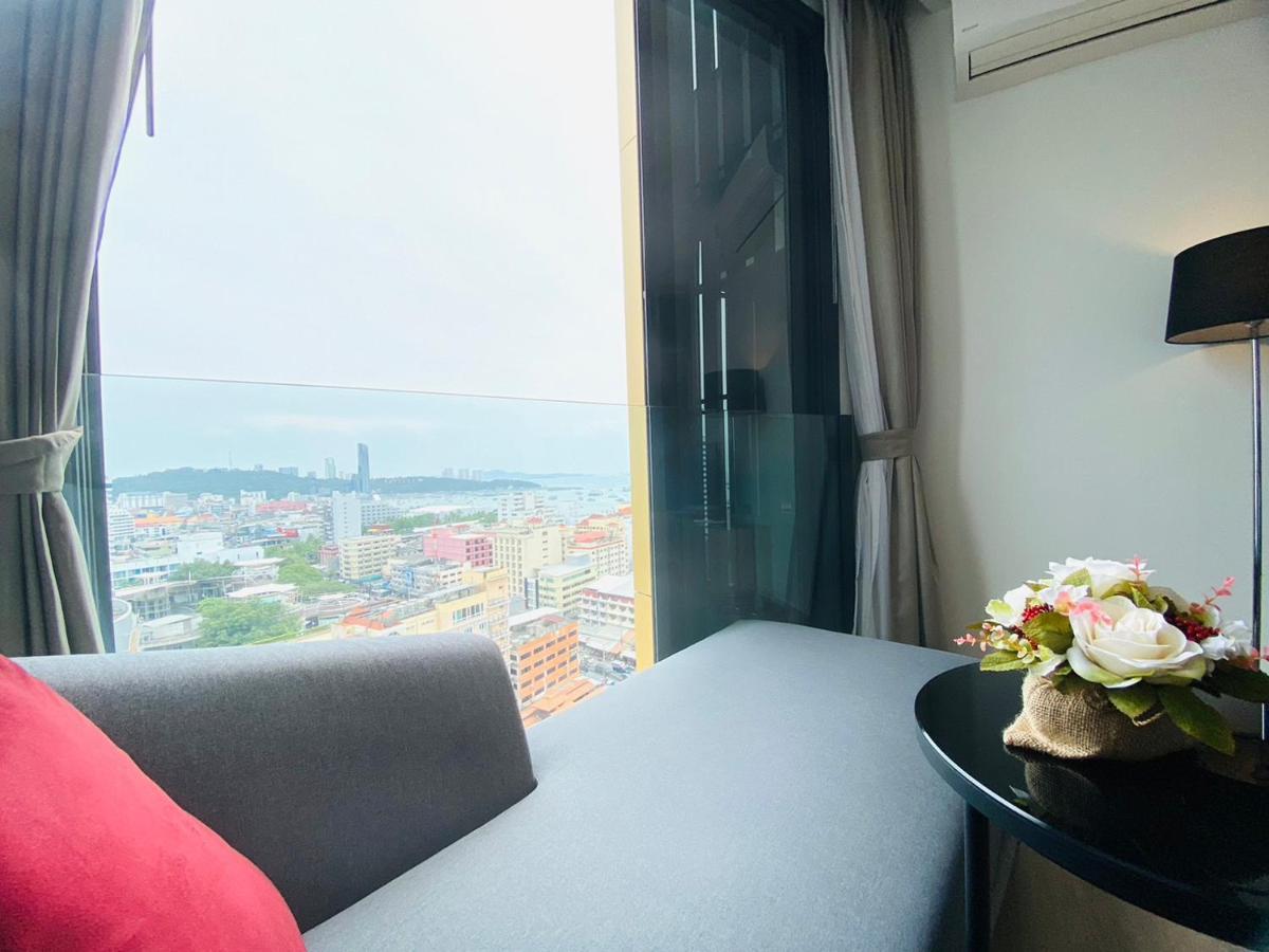 Edge Central Pattaya Vip Condo Buitenkant foto