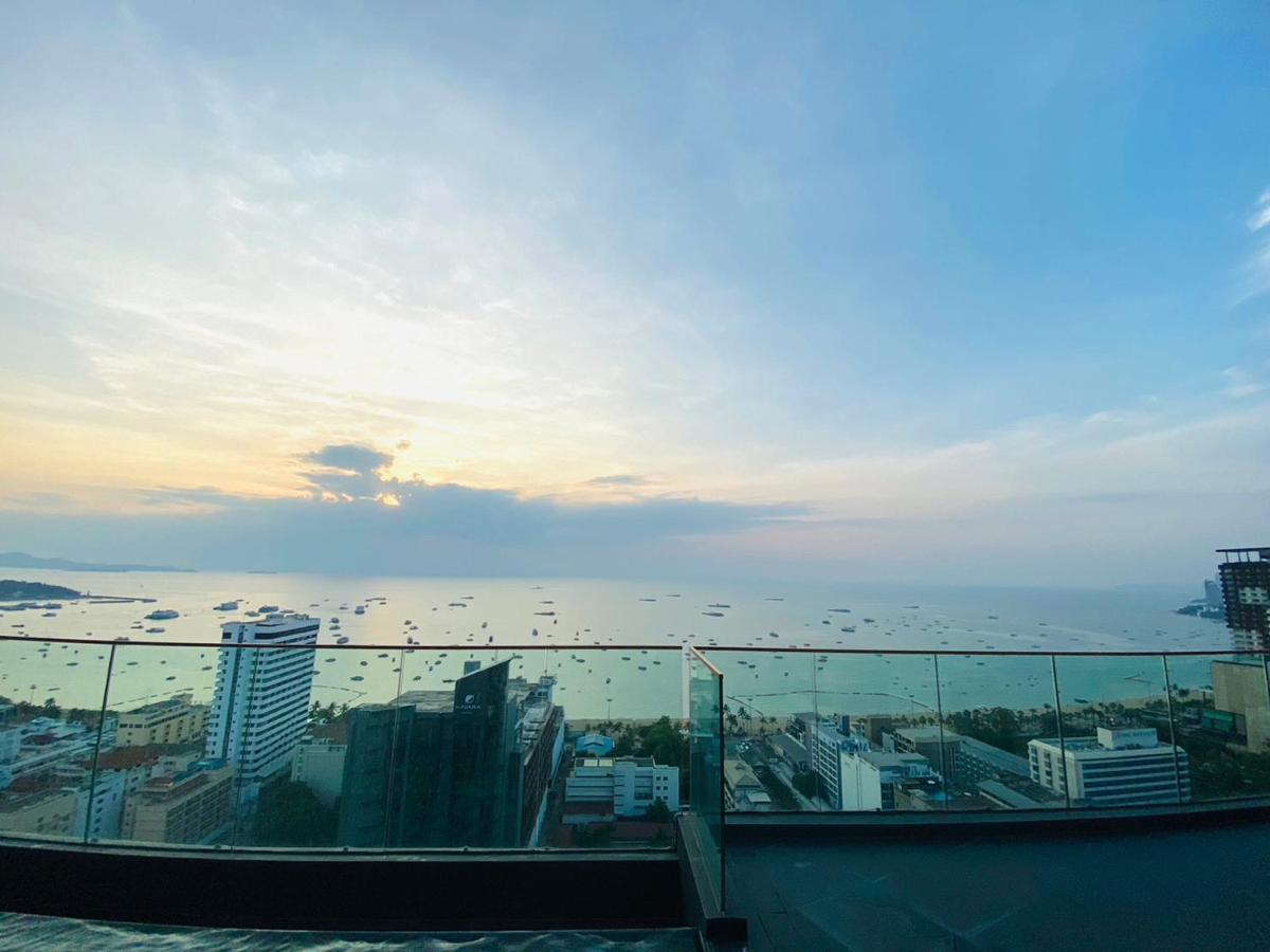 Edge Central Pattaya Vip Condo Buitenkant foto