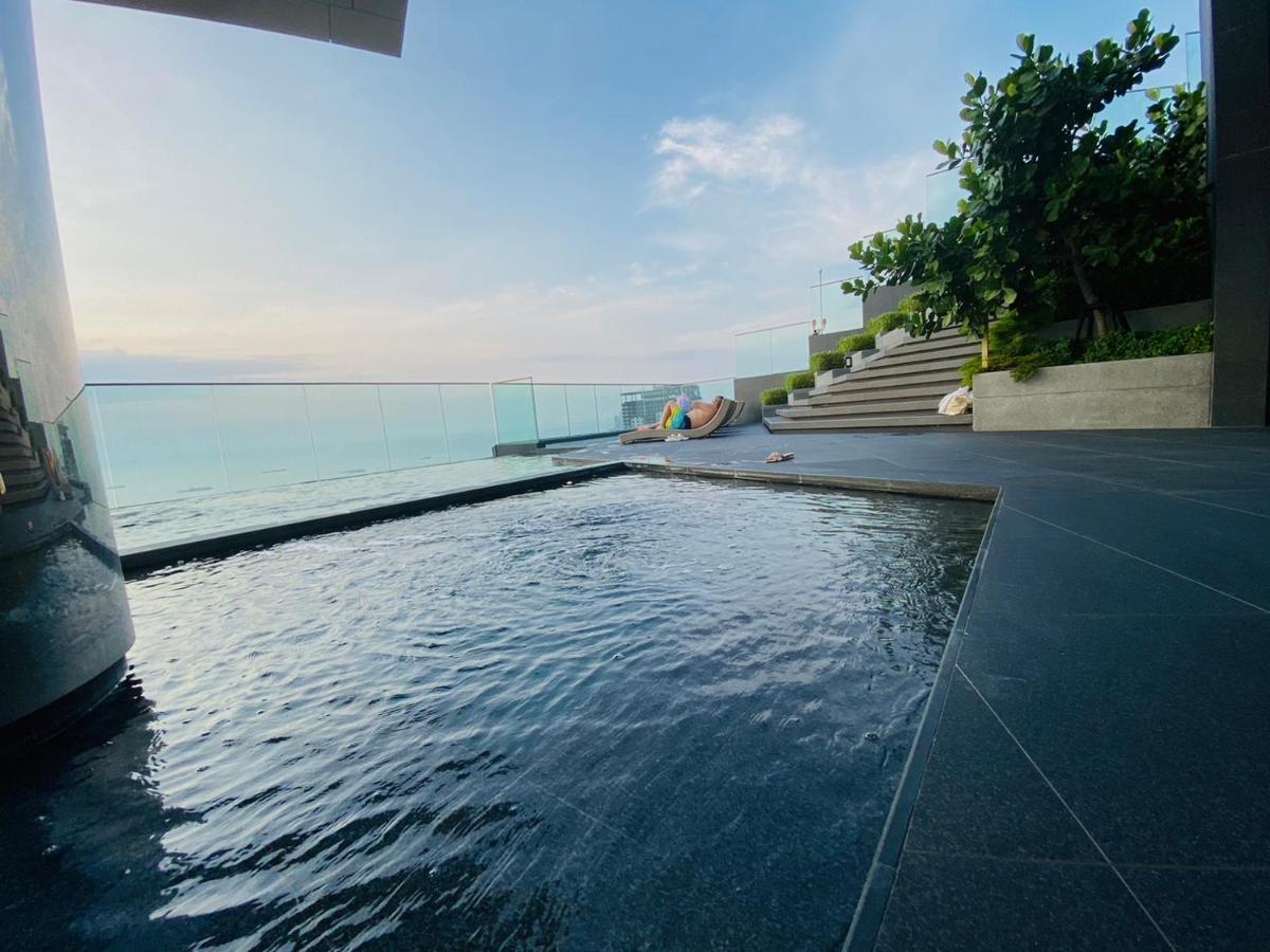 Edge Central Pattaya Vip Condo Buitenkant foto